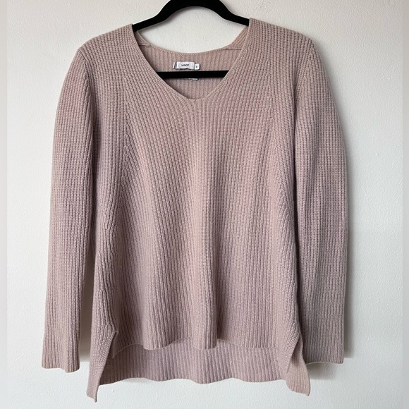Vince 100% Cashmere Knit V Neck Sweater - Picture 1 of 5